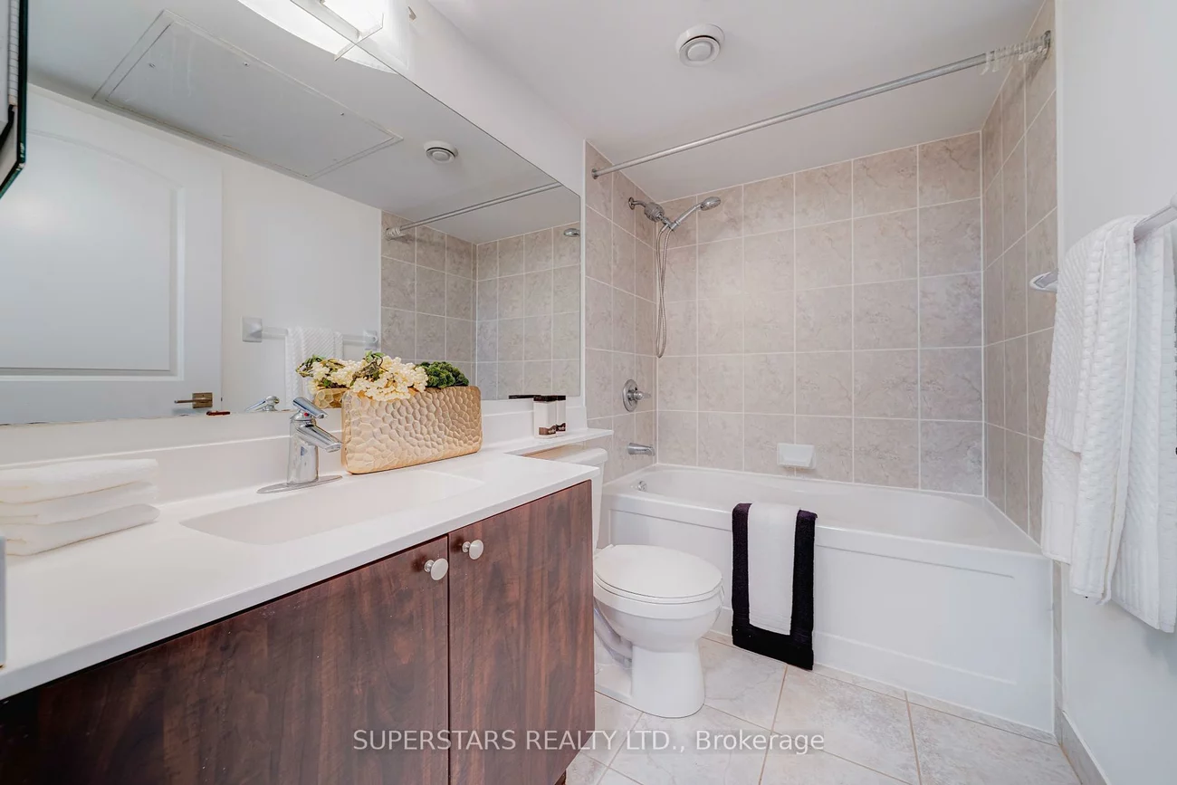 55, De Boers, York University Heights, Toronto