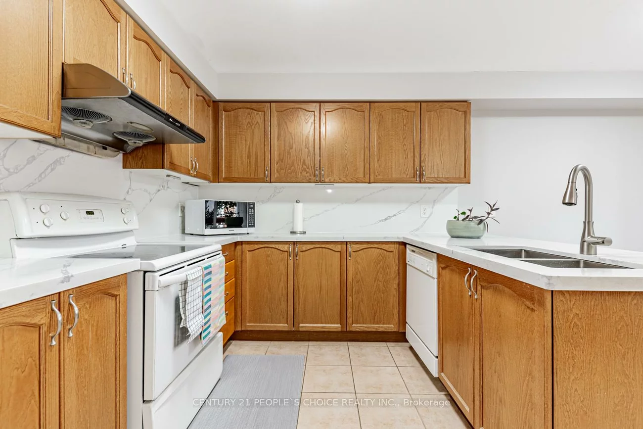 27, West Dean Park, Eringate-Centennial-West Deane, Toronto