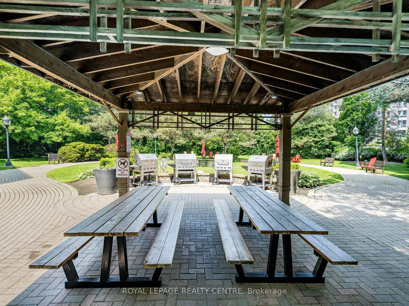 20, Southport, High Park-Swansea, Toronto
