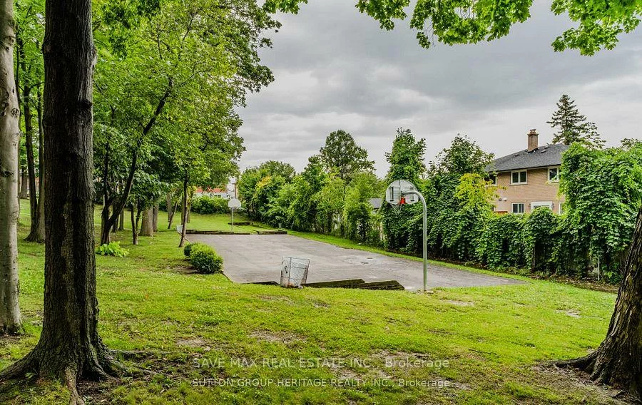 2645, Jane, Glenfield-Jane Heights, Toronto