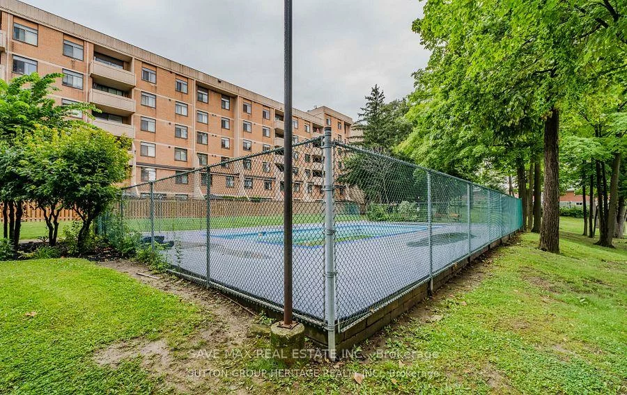 2645, Jane, Glenfield-Jane Heights, Toronto