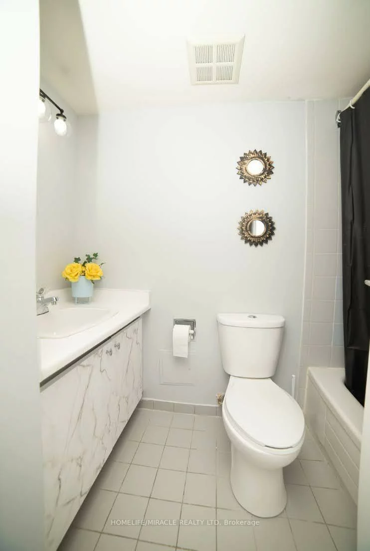 10, Markbrook, Mount Olive-Silverstone-Jamestown, Toronto