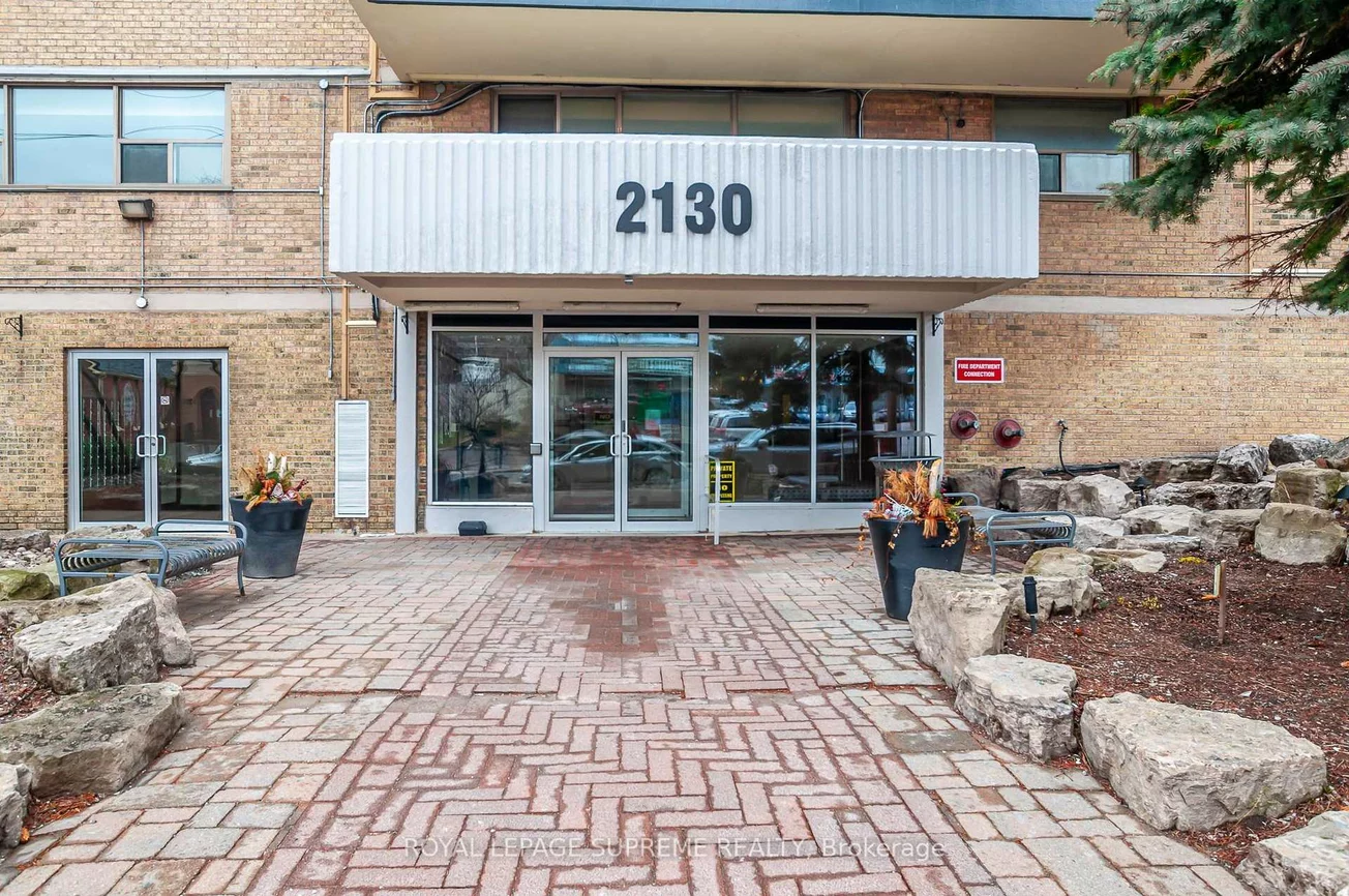 2130, Weston, Weston, Toronto