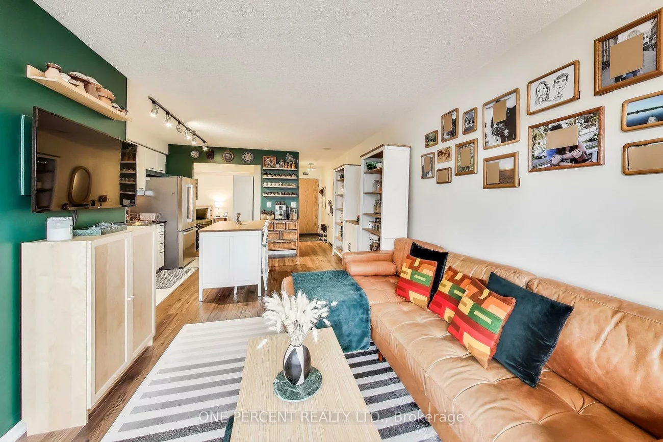 38, Joe Shuster, South Parkdale, Toronto