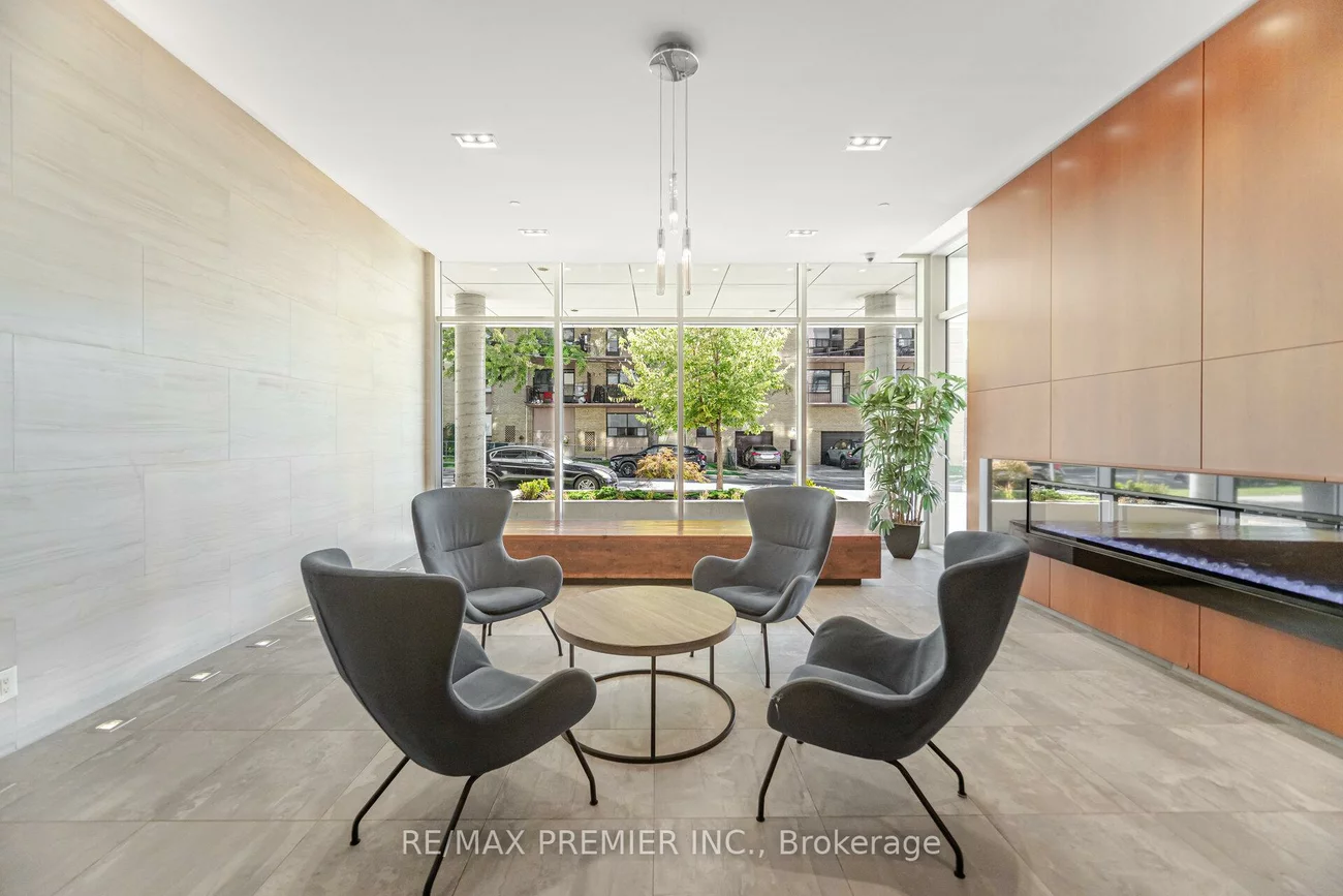 2800, KEELE, Downsview-Roding-CFB, Toronto
