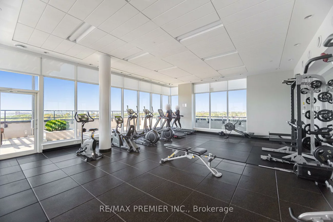 2800, KEELE, Downsview-Roding-CFB, Toronto
