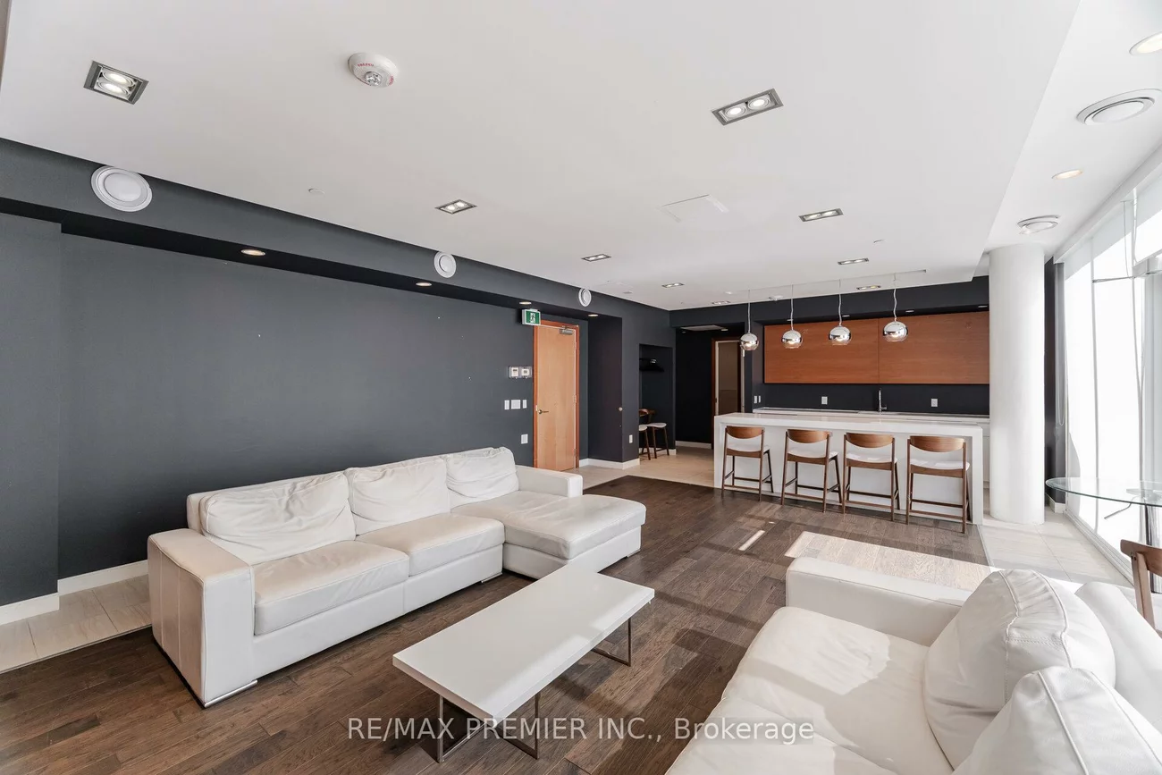 2800, KEELE, Downsview-Roding-CFB, Toronto