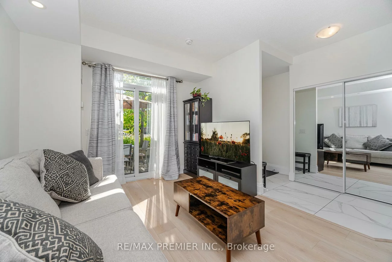 2800, KEELE, Downsview-Roding-CFB, Toronto