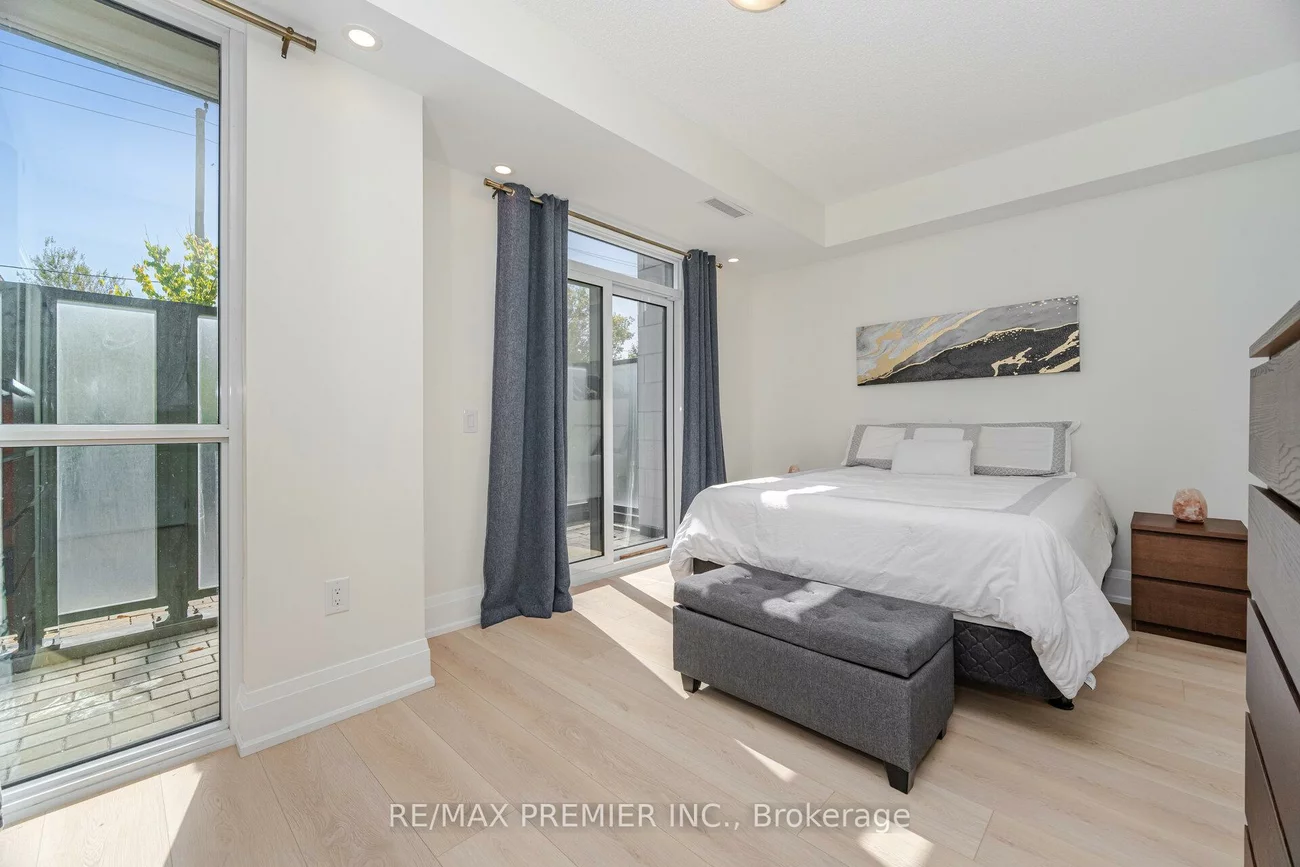 2800, KEELE, Downsview-Roding-CFB, Toronto