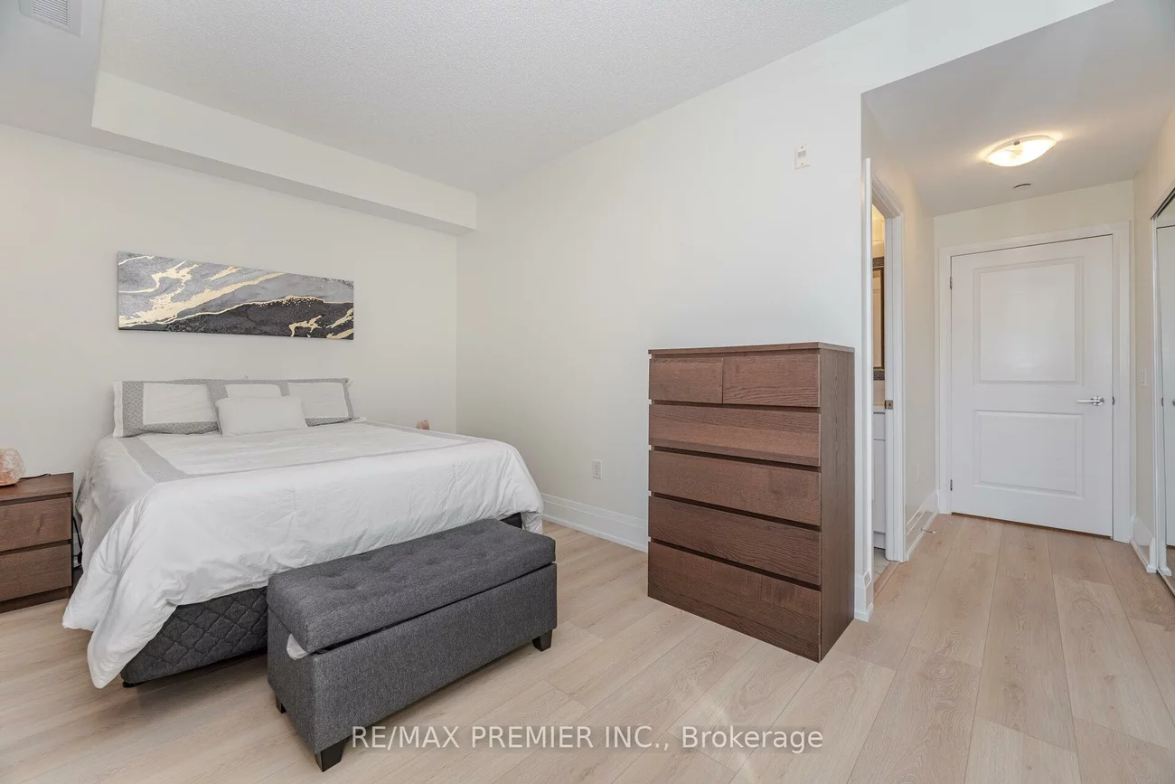 2800, KEELE, Downsview-Roding-CFB, Toronto