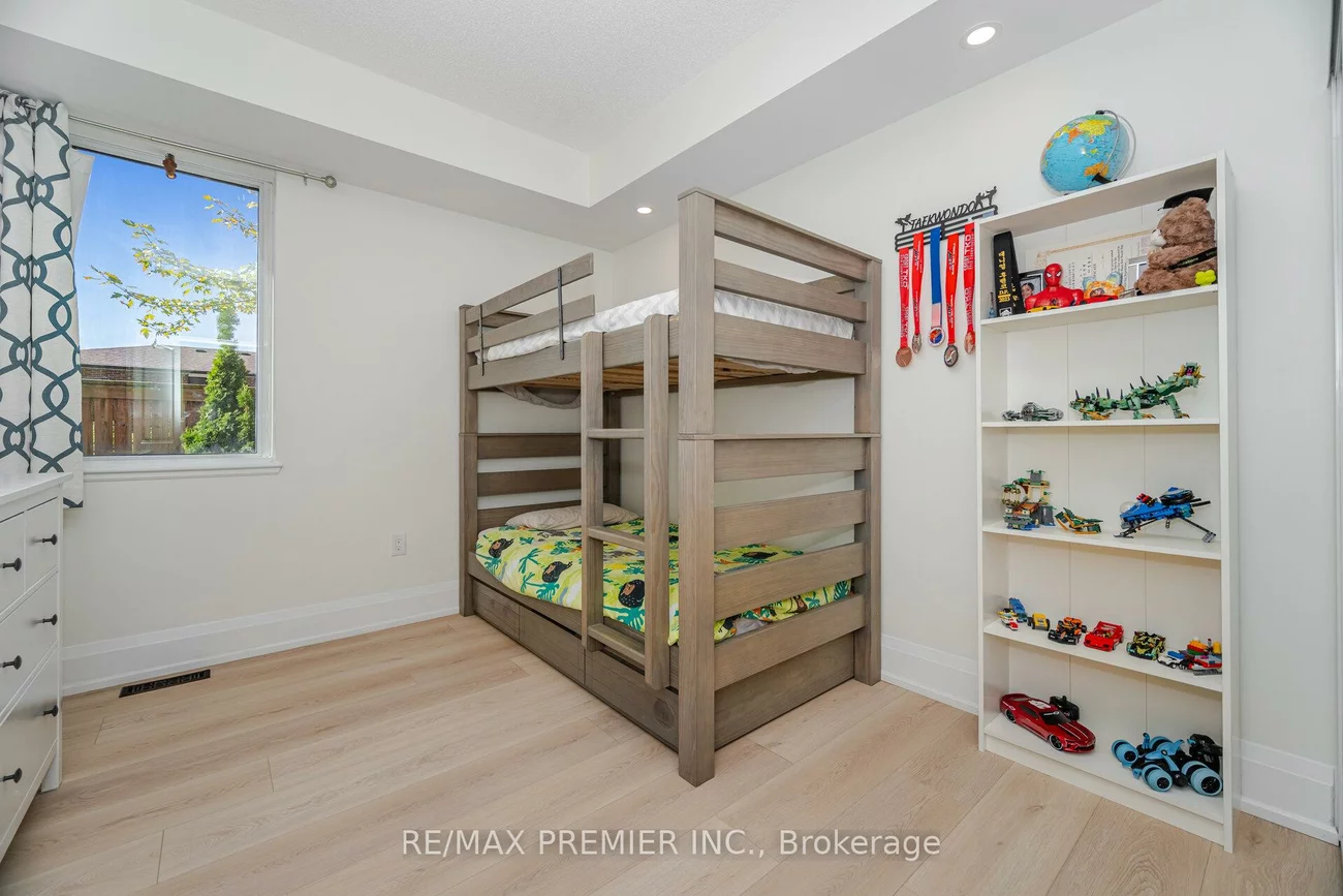 2800, KEELE, Downsview-Roding-CFB, Toronto