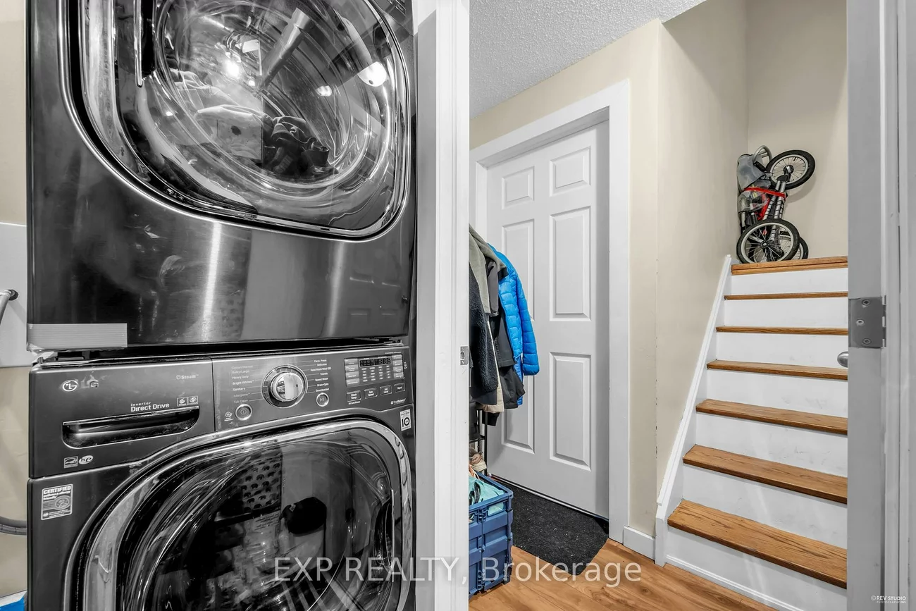 33, Four Winds, York University Heights, Toronto