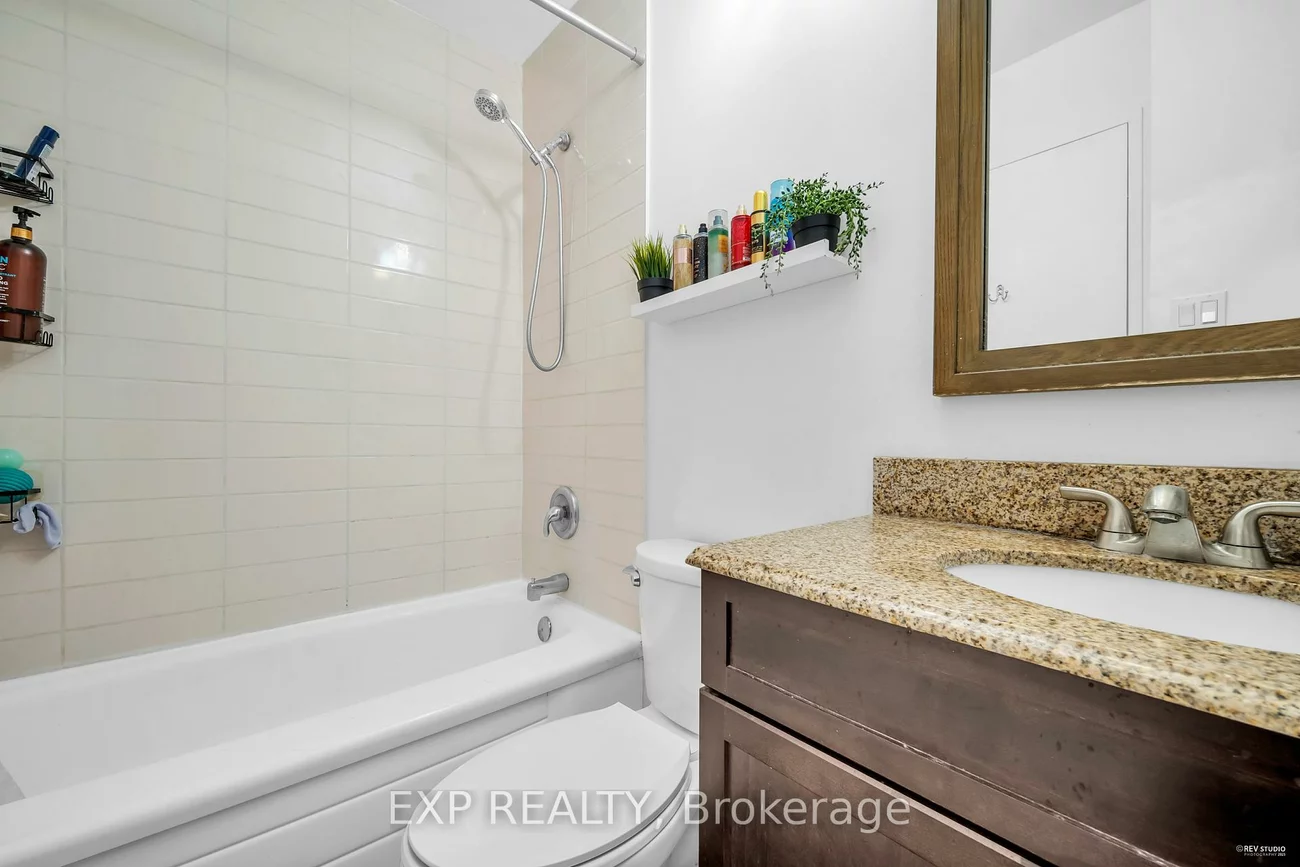 33, Four Winds, York University Heights, Toronto