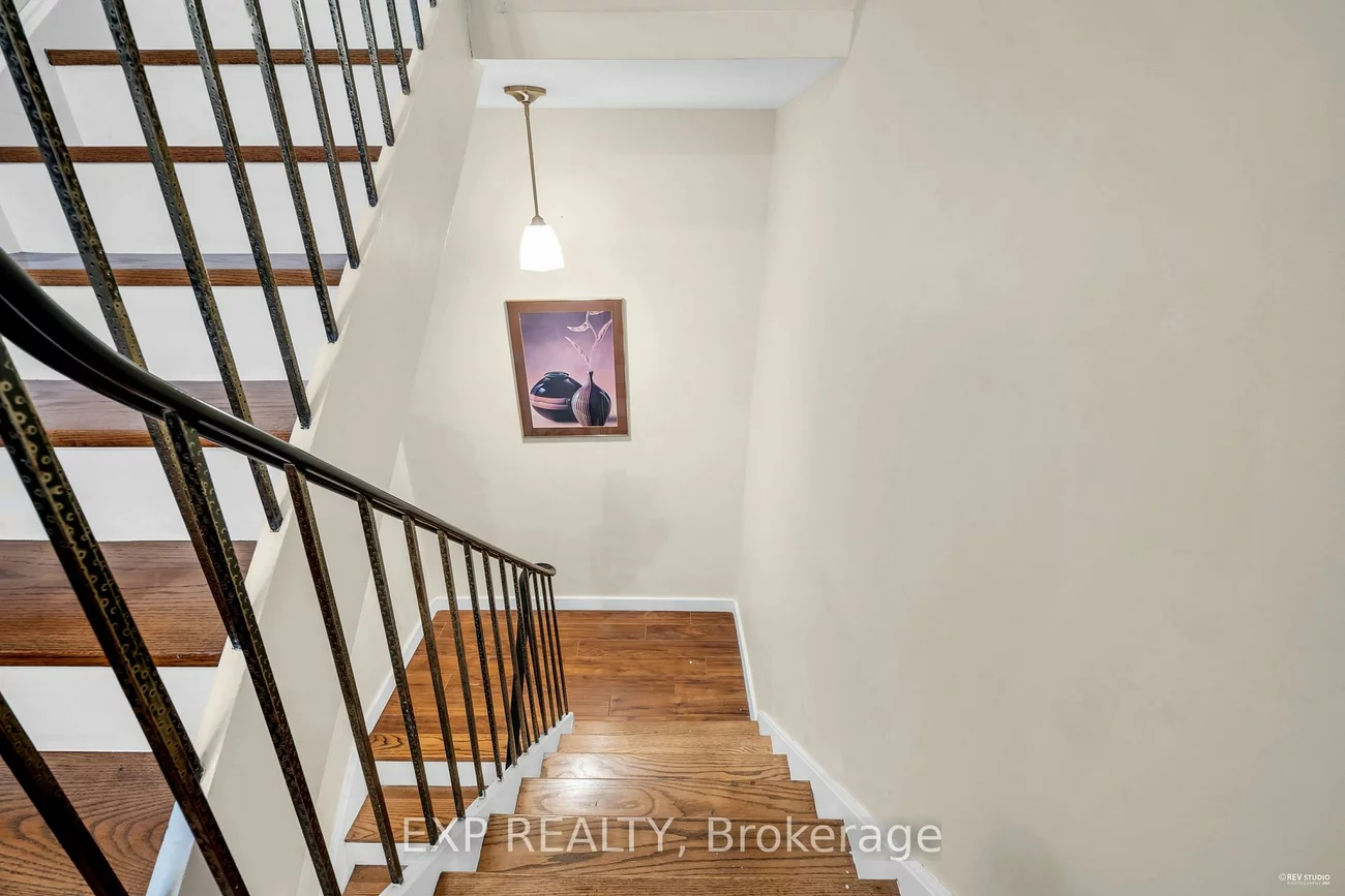 33, Four Winds, York University Heights, Toronto