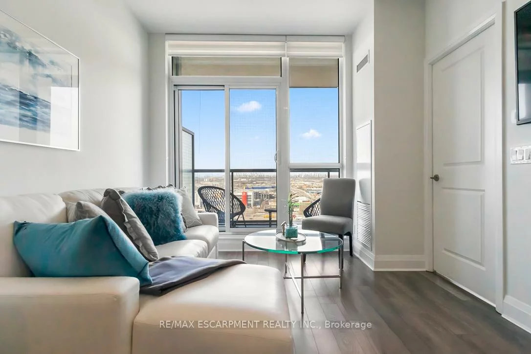 15, Zorra, Islington-City Centre West, Toronto
