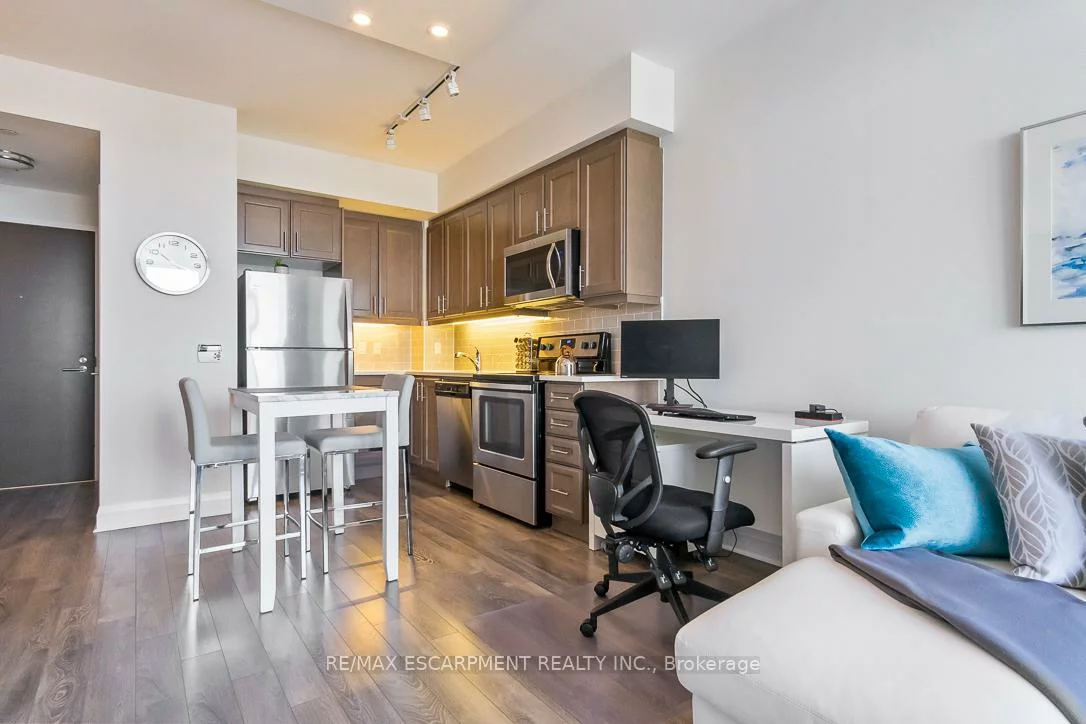 15, Zorra, Islington-City Centre West, Toronto