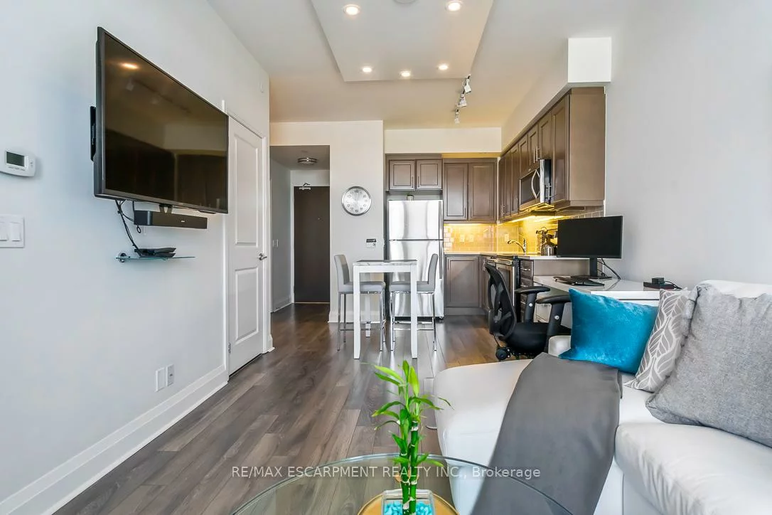 15, Zorra, Islington-City Centre West, Toronto