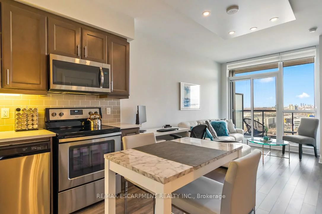 15, Zorra, Islington-City Centre West, Toronto