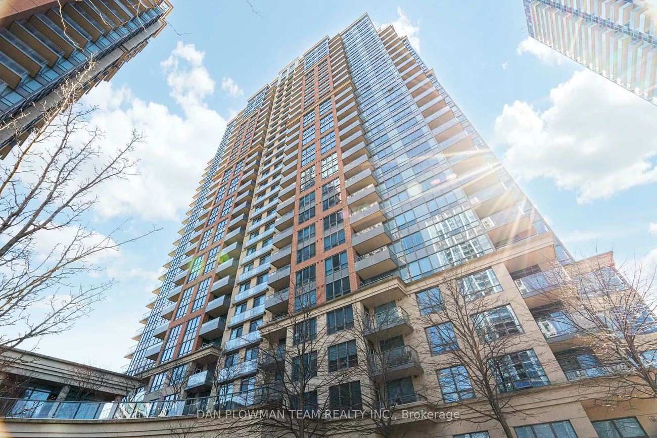 35, Viking, Islington-City Centre West, Toronto