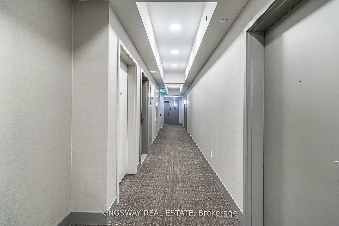 120, Canon Jackson, Brookhaven-Amesbury, Toronto