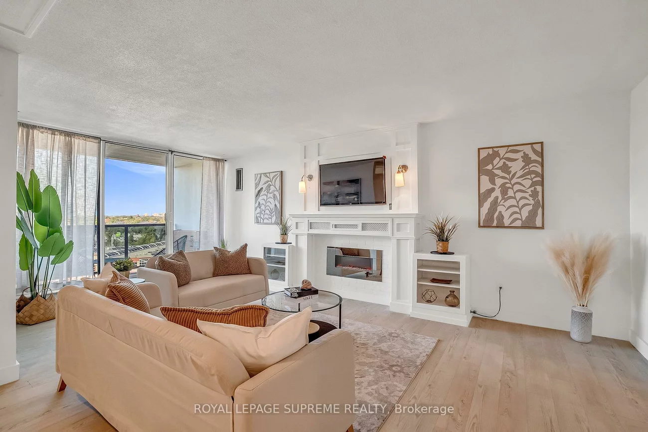 85, Emmett, Mount Dennis, Toronto