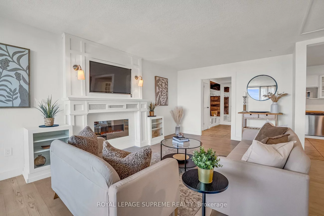 85, Emmett, Mount Dennis, Toronto