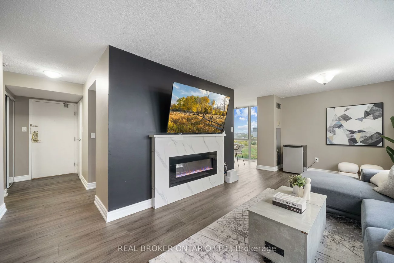 10, Markbrook, Mount Olive-Silverstone-Jamestown, Toronto
