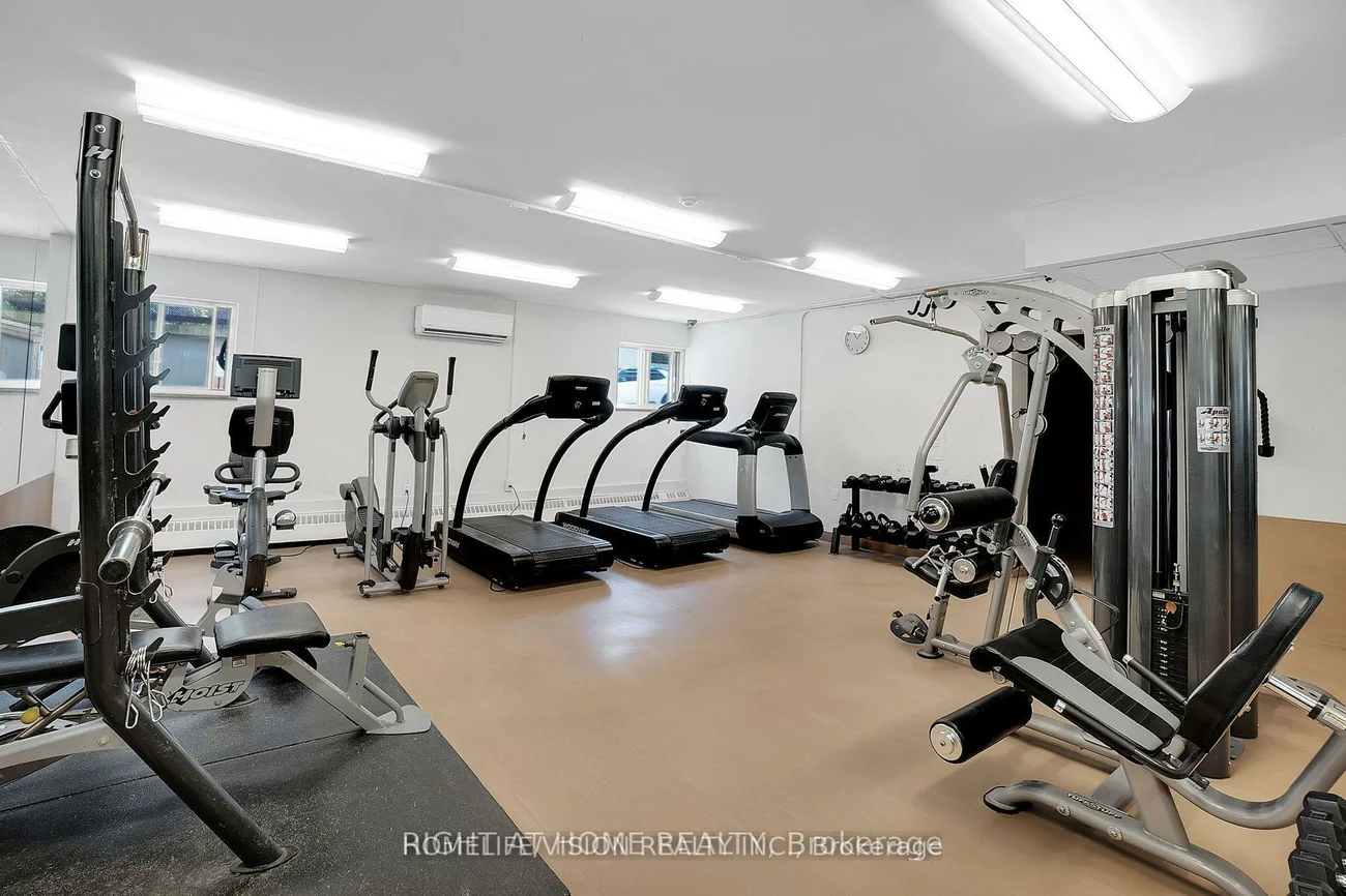 360, Ridelle, Briar Hill-Belgravia, Toronto