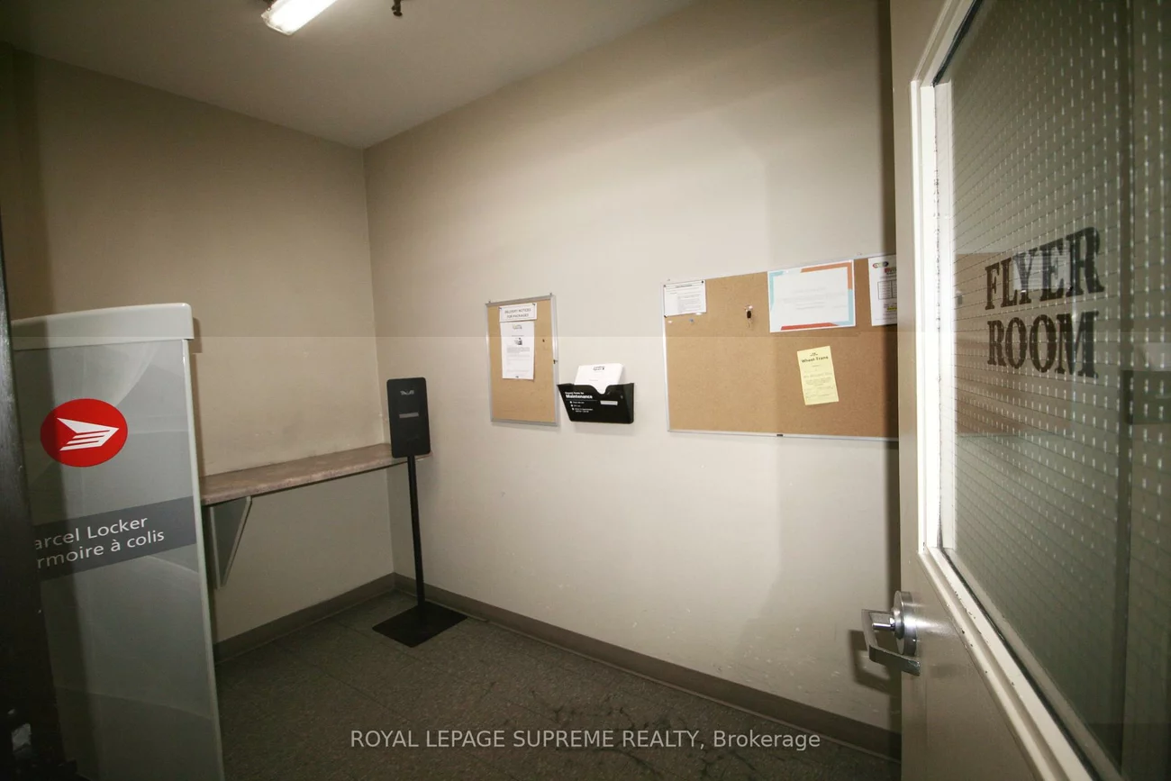 270, Scarlett, Rockcliffe-Smythe, Toronto