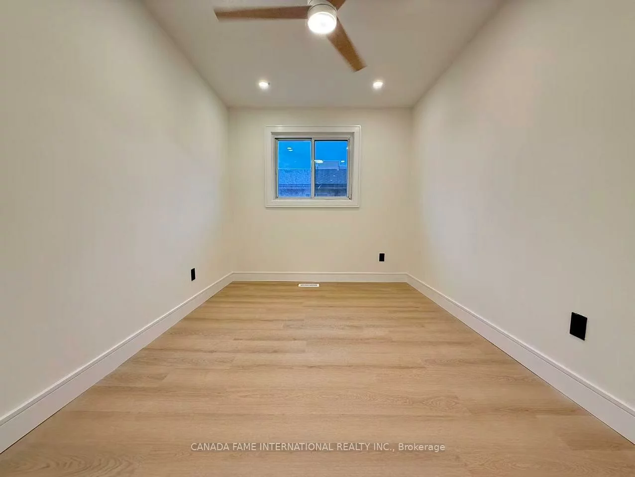 16, Rexdale, Rexdale-Kipling, Toronto