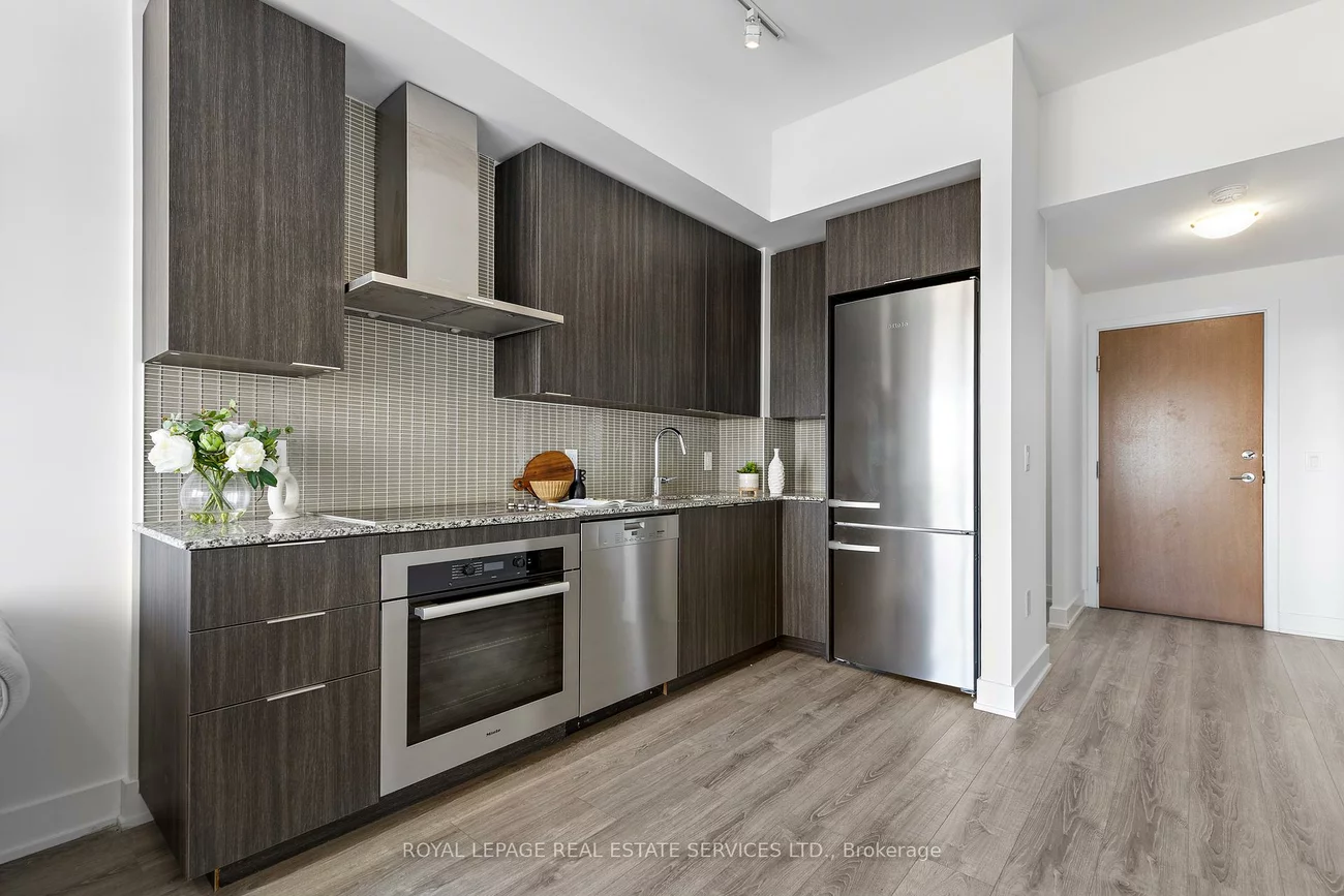 20, Shore Breeze, Mimico, Toronto