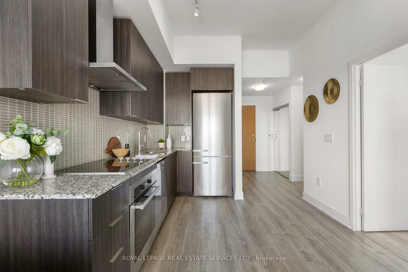 20, Shore Breeze, Mimico, Toronto