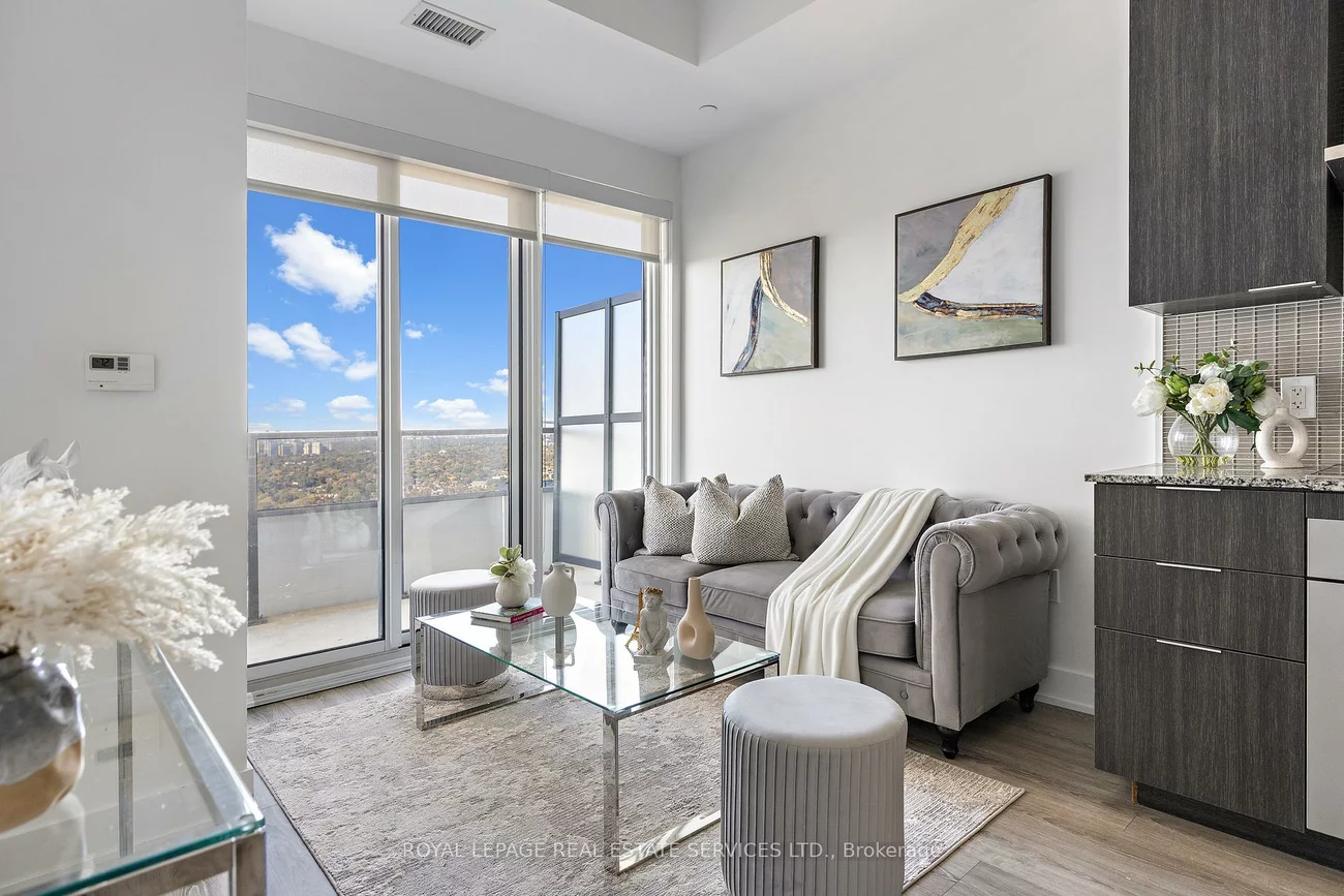 20, Shore Breeze, Mimico, Toronto