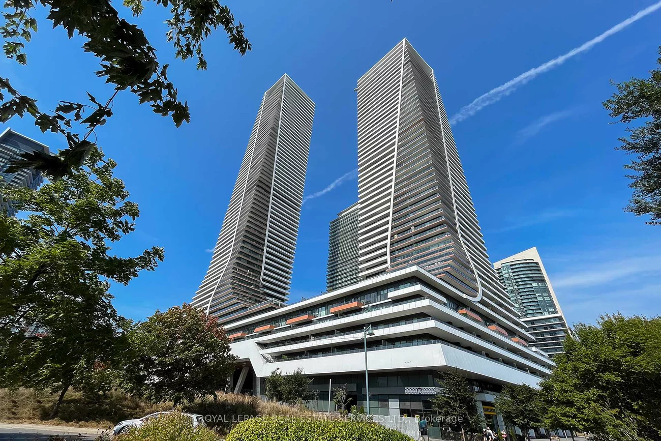 20, Shore Breeze, Mimico, Toronto