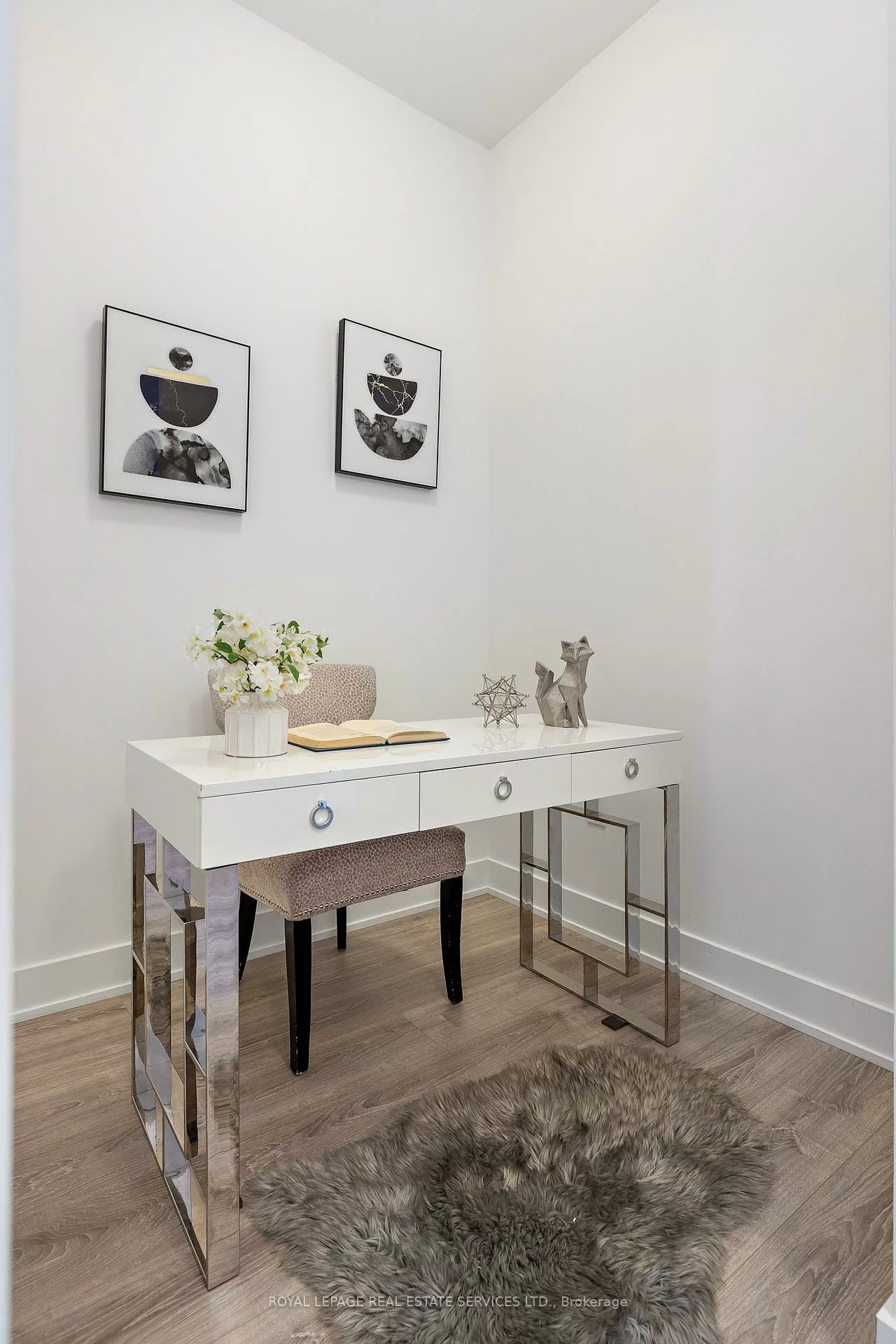 20, Shore Breeze, Mimico, Toronto