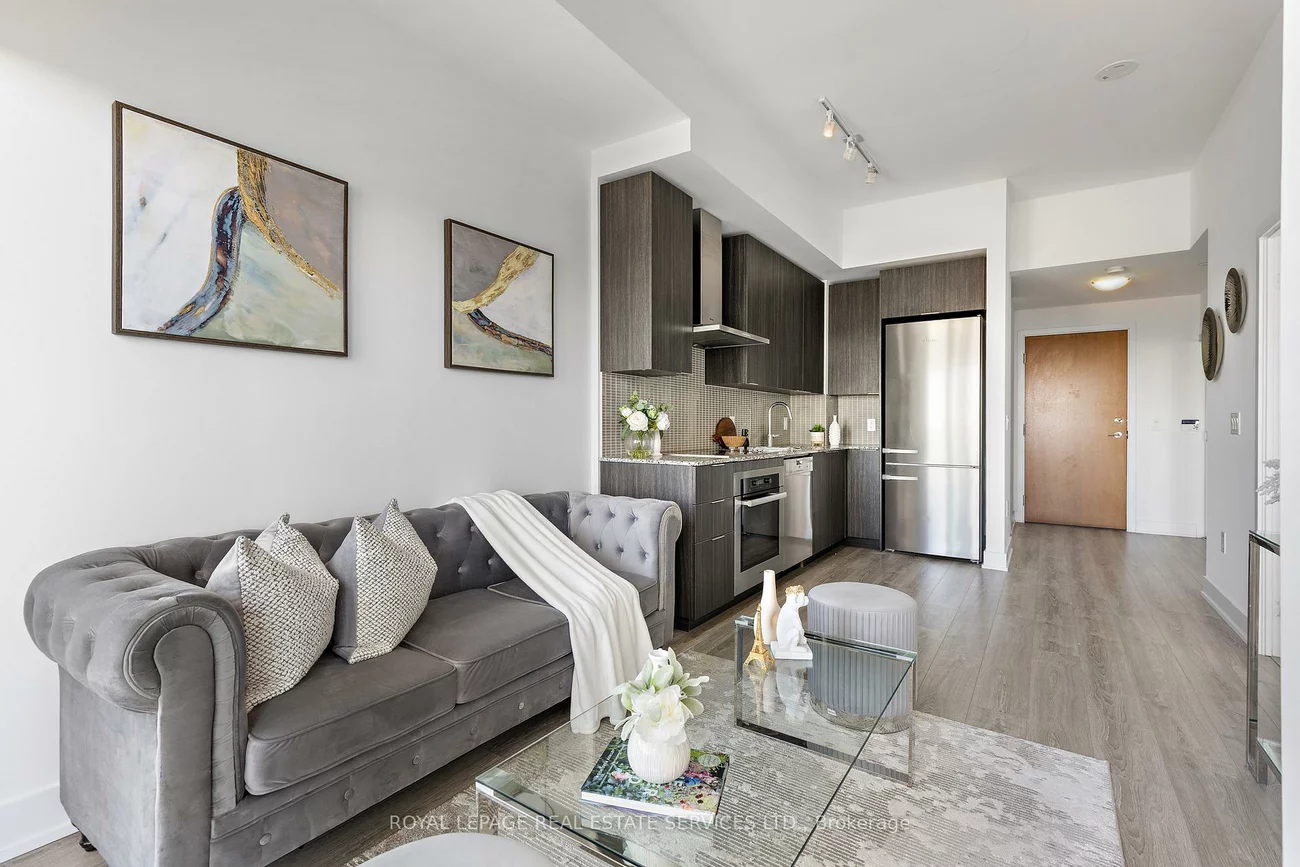 20, Shore Breeze, Mimico, Toronto
