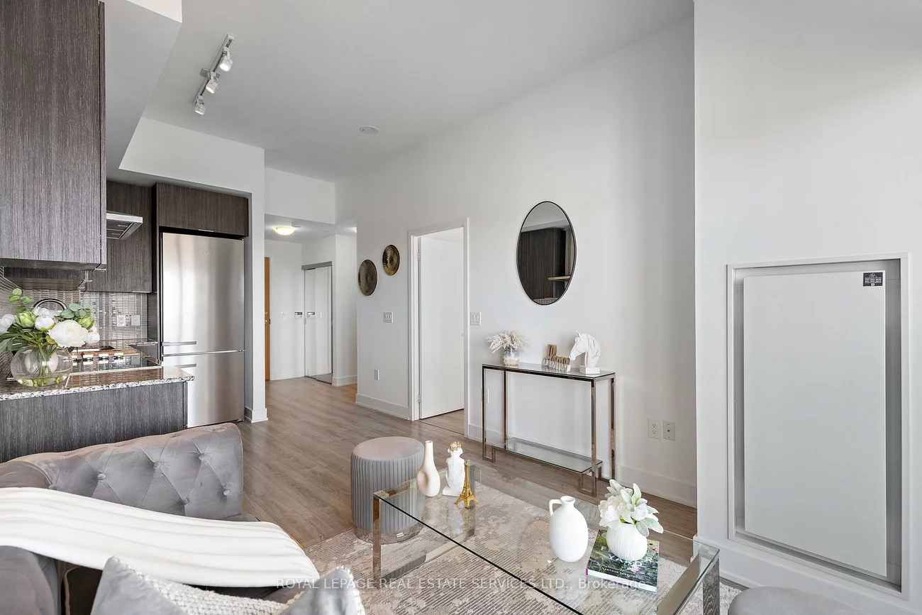 20, Shore Breeze, Mimico, Toronto