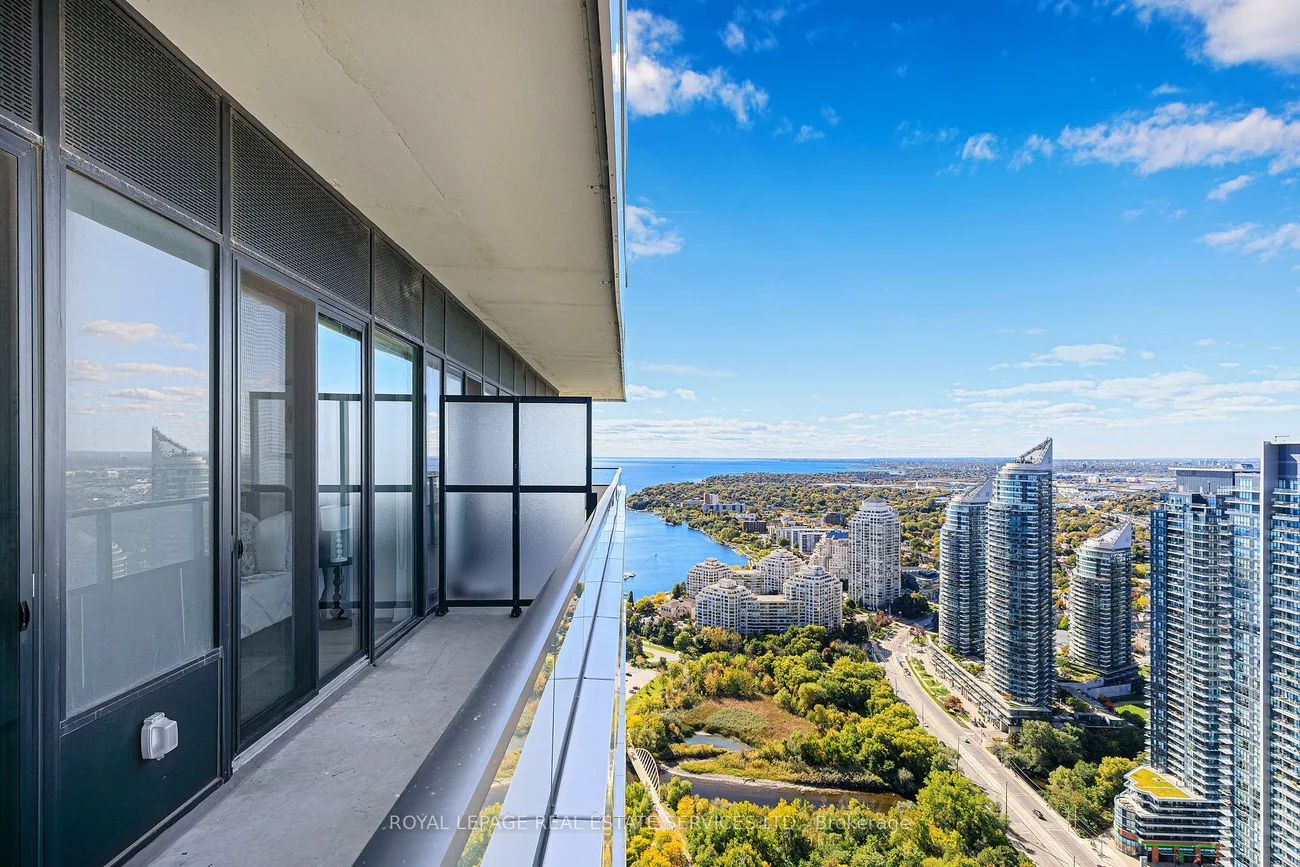 20, Shore Breeze, Mimico, Toronto