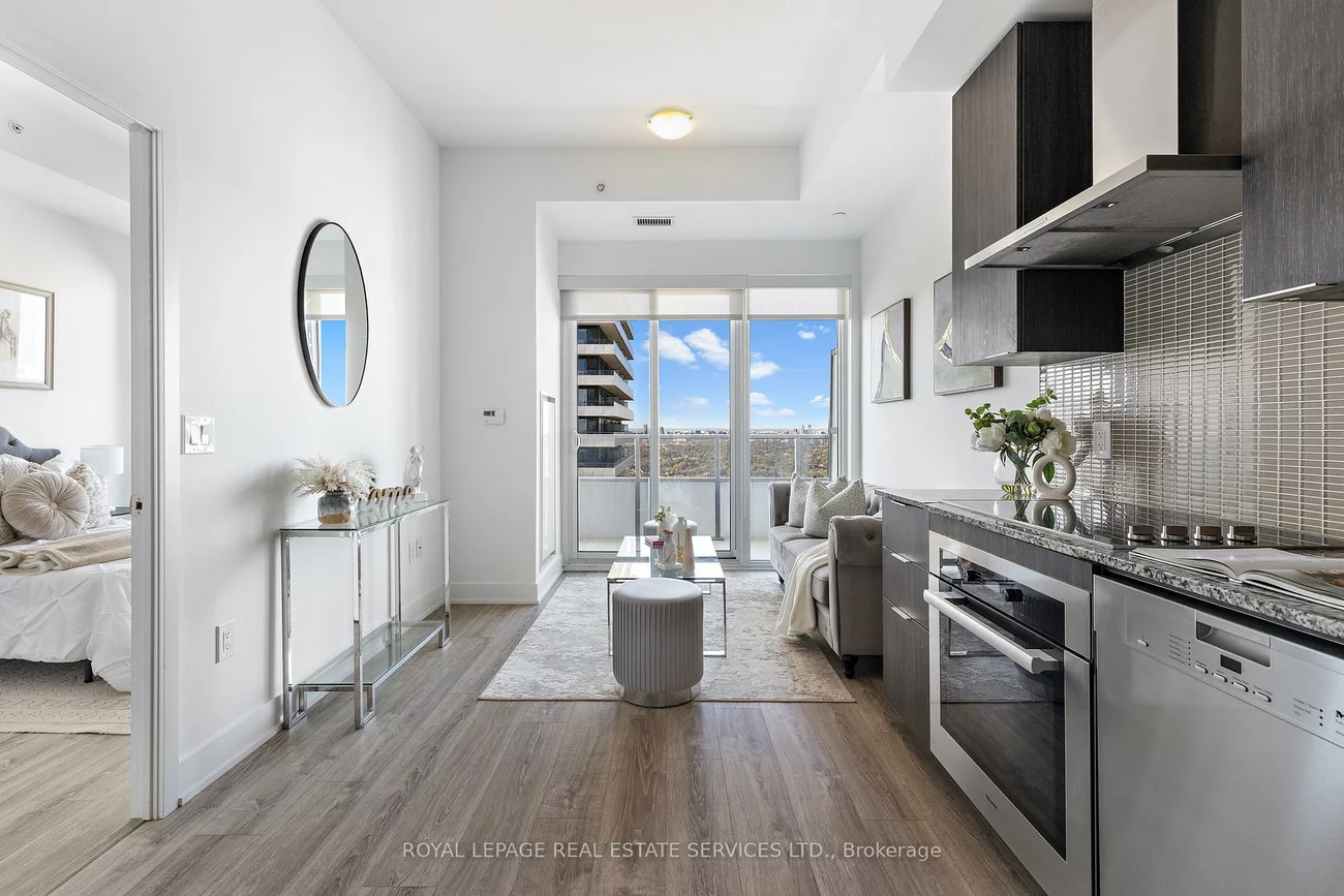 20, Shore Breeze, Mimico, Toronto