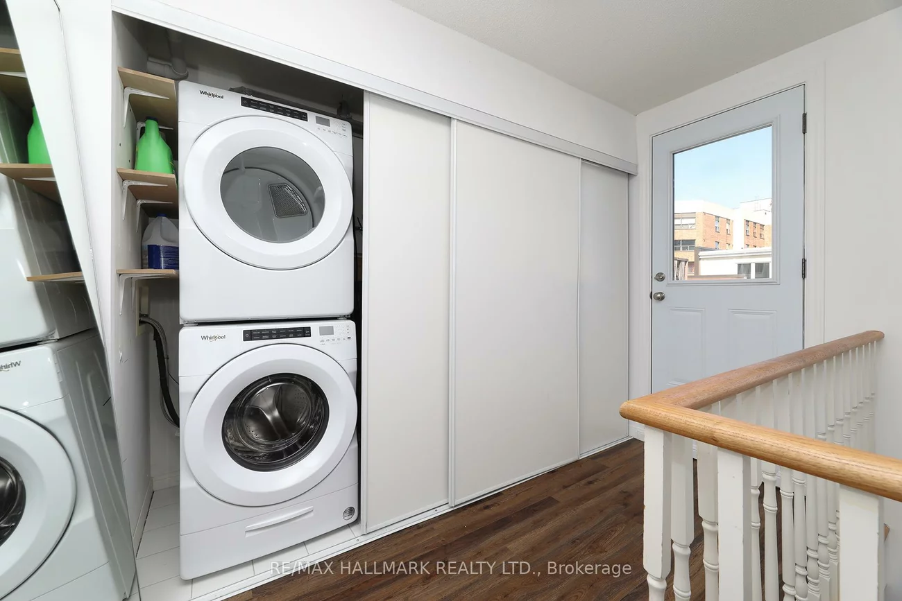 18, Laidlaw, South Parkdale, Toronto