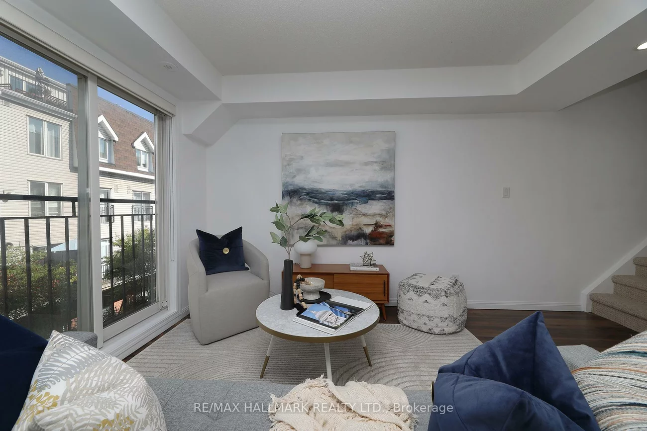 18, Laidlaw, South Parkdale, Toronto