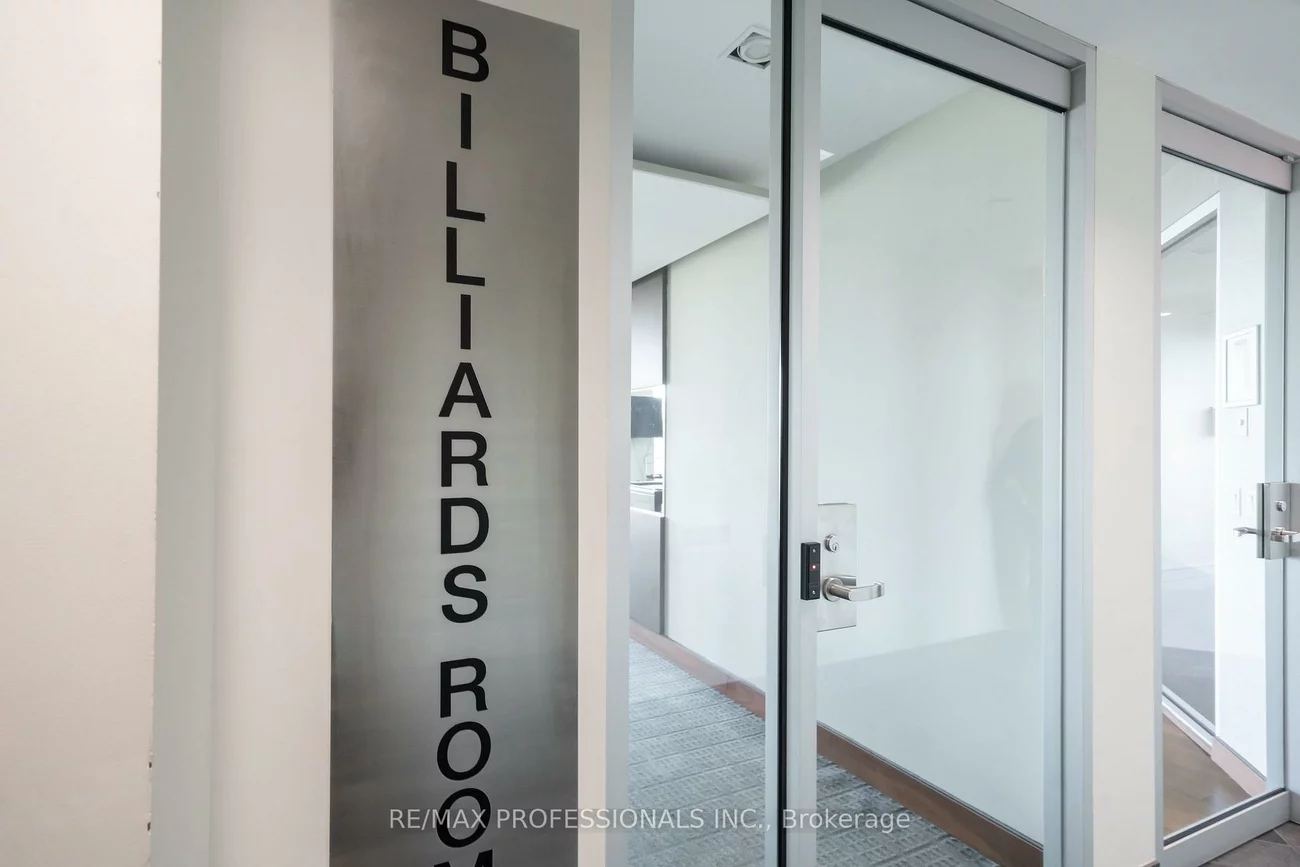 205, Sherway Gardens, Islington-City Centre West, Toronto