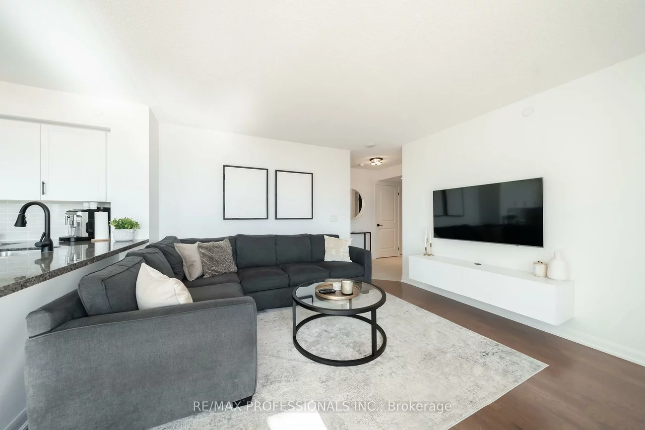 205, Sherway Gardens, Islington-City Centre West, Toronto