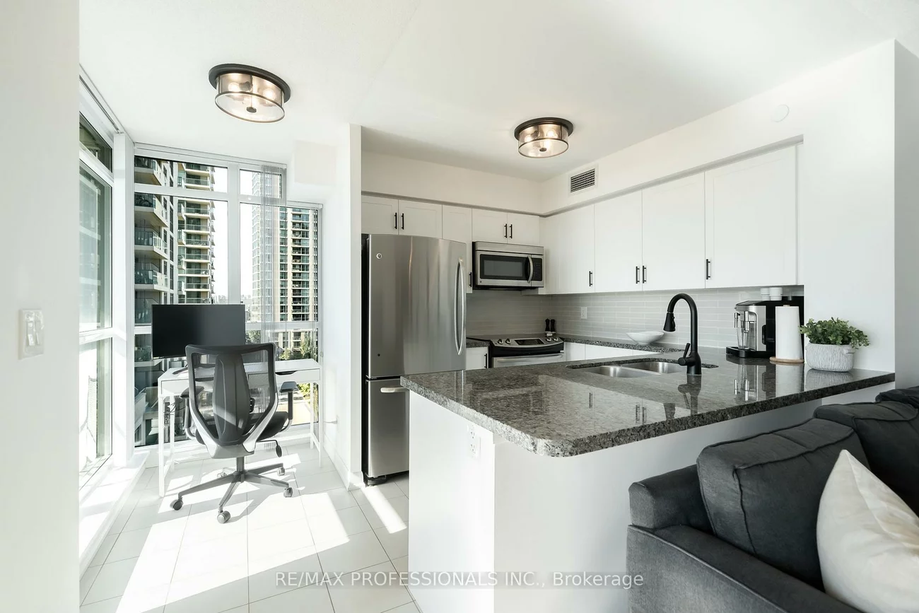 205, Sherway Gardens, Islington-City Centre West, Toronto