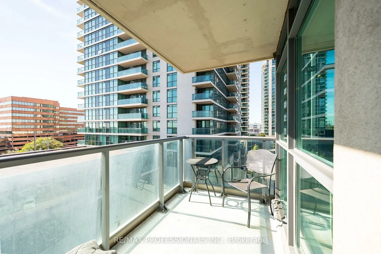 205, Sherway Gardens, Islington-City Centre West, Toronto