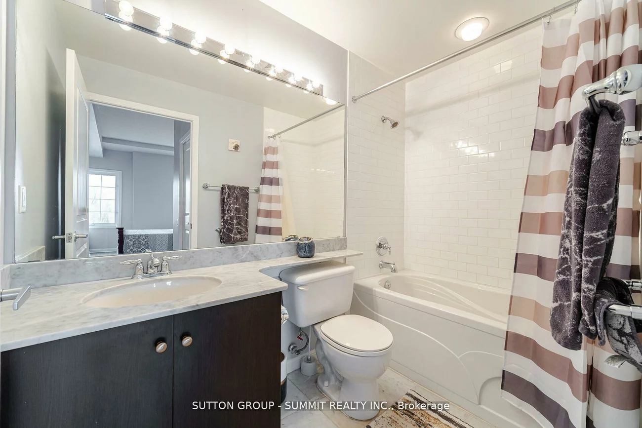 15, WINDERMERE, High Park-Swansea, Toronto