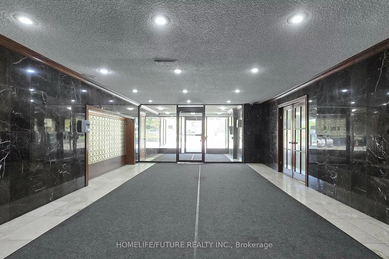 10, Tobermory, Black Creek, Toronto