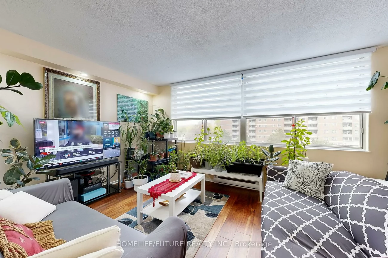 10, Tobermory, Black Creek, Toronto