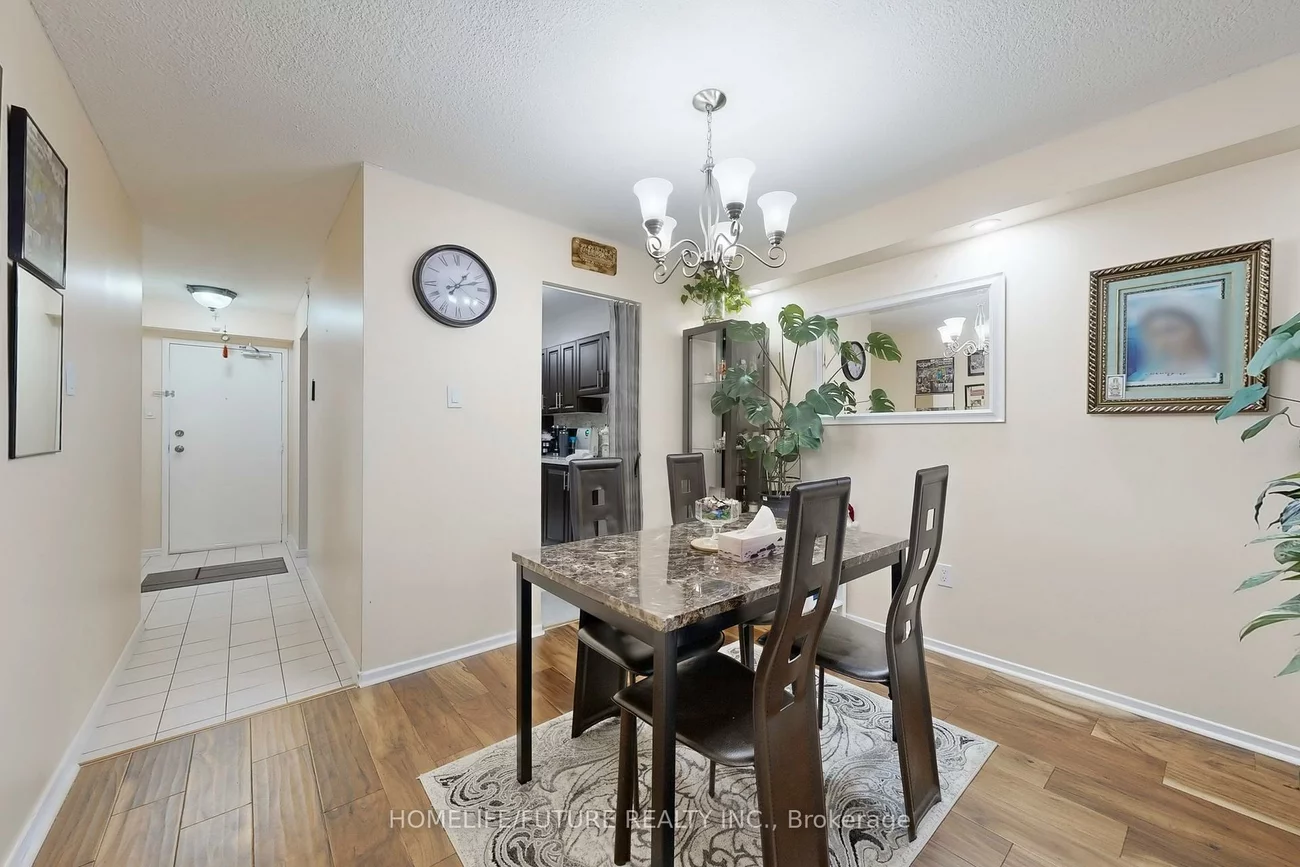 10, Tobermory, Black Creek, Toronto