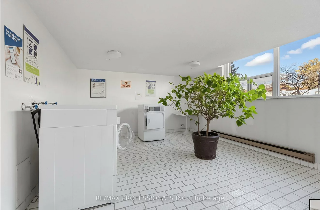 2130, Weston, Weston, Toronto